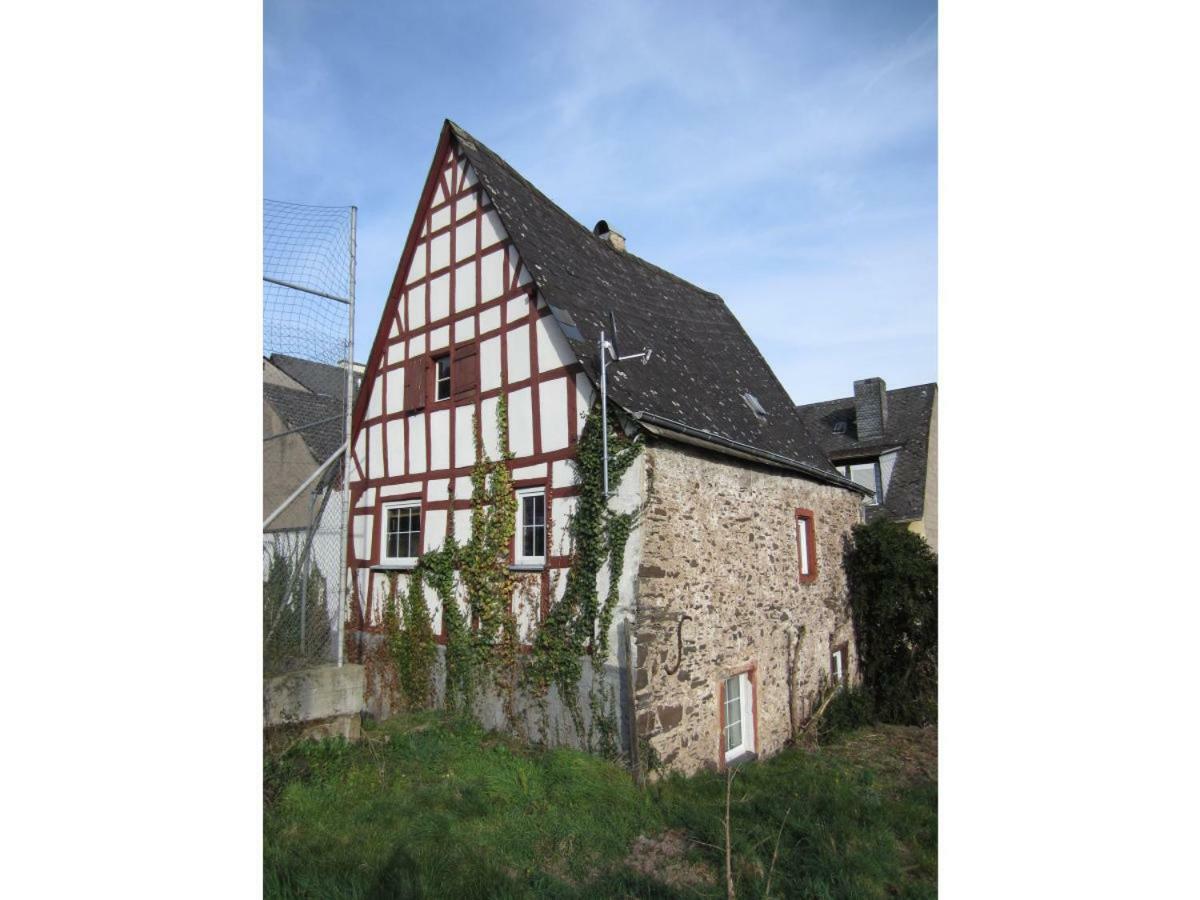 Villa Schräges Haus Treis-Karden Exterior foto